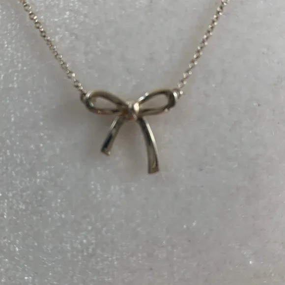Tiffany&Co. bow necklace - Picture 2 of 7
